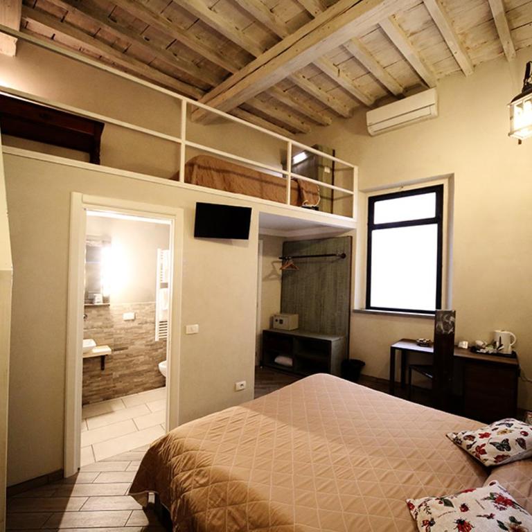 B&B Locanda Il Salimbecco - Camera Matrimoniale con Bagno Privato - 7