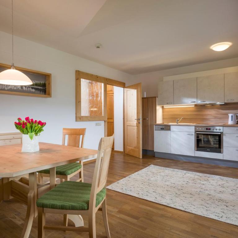Appartementhaus Fuchs - Apartment mit 2 Schlafzimmern und Balkon - 2