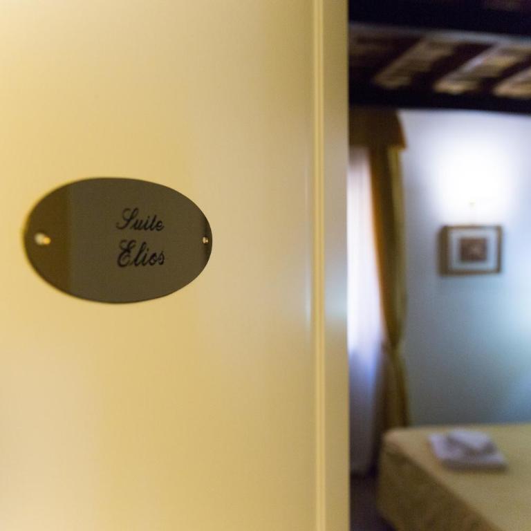 Best Suites Pantheon - Camera Matrimoniale - 9
