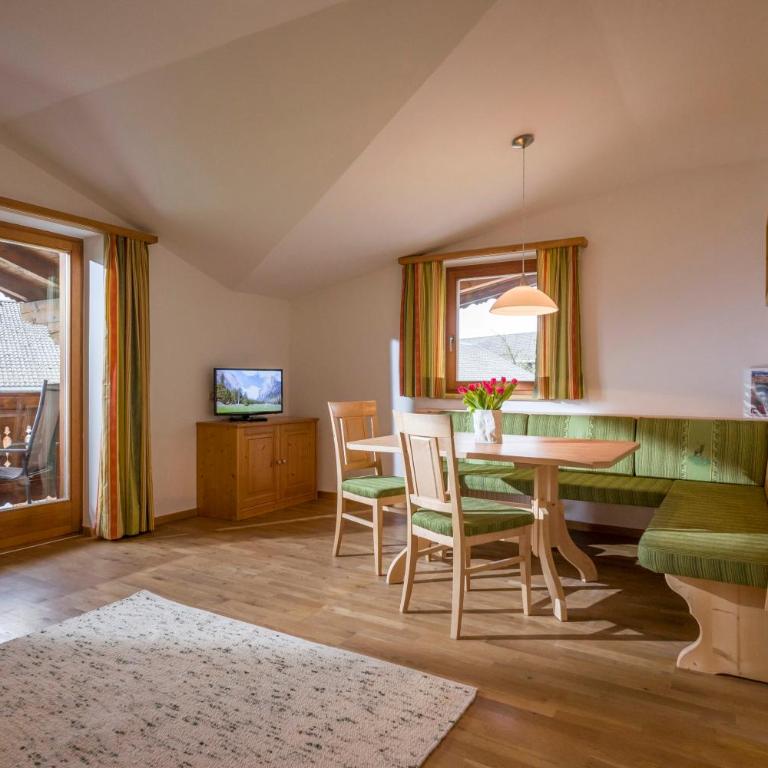 Appartementhaus Fuchs - Apartment mit 2 Schlafzimmern und Balkon - 4