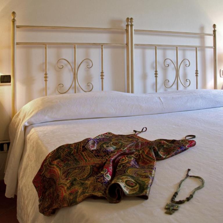 L'Antica Pieve Bed & Breakfast - Camera Matrimoniale o Doppia con Letti Singoli con Vista sulla Collina - 1