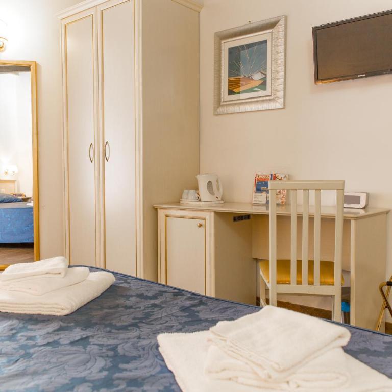 Best Suites Pantheon - Camera Tripla - 4