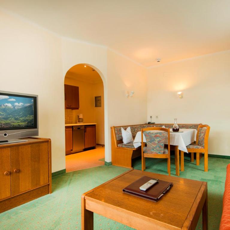 Appartements Monuth - One-Bedroom Apartment with Balcony - 18