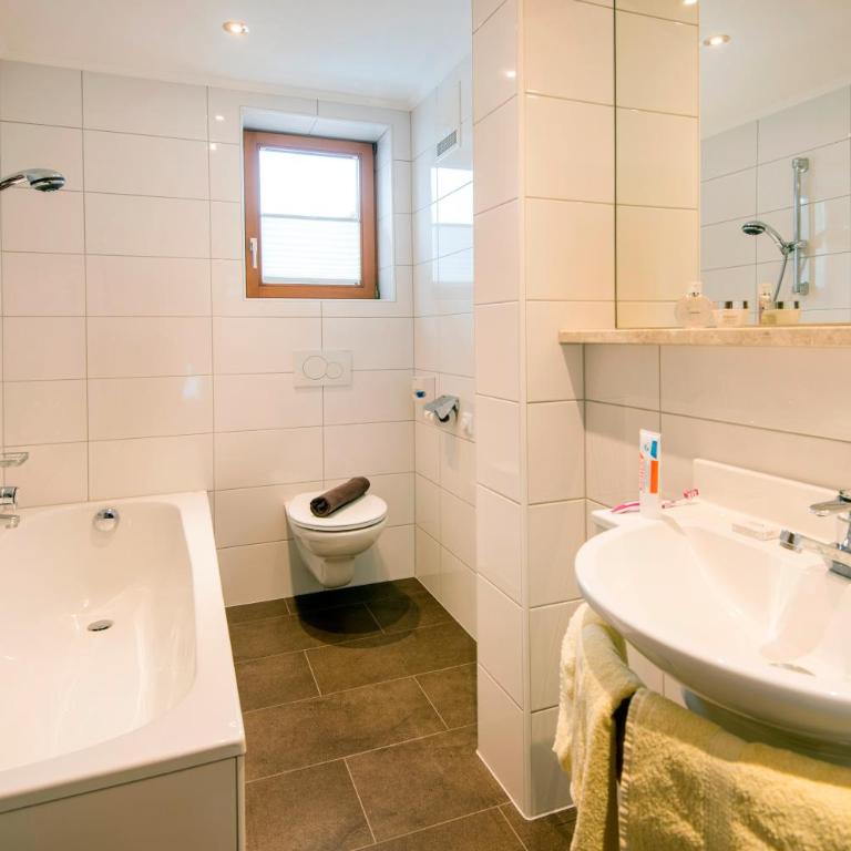 Appartements Monuth - One-Bedroom Apartment with Balcony - 15