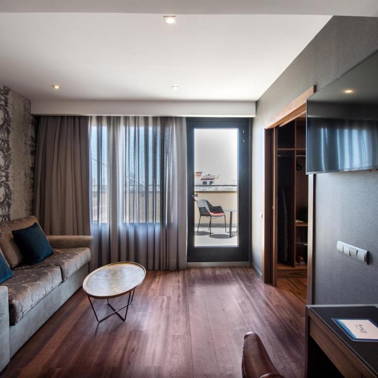 Catalonia Plaza Catalunya - Junior Suite with Private Pool & Spa Access - 1
