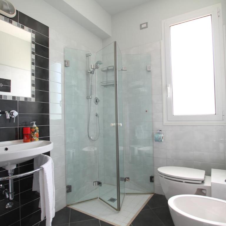 Hotel Capri - Camera Familiare - 2