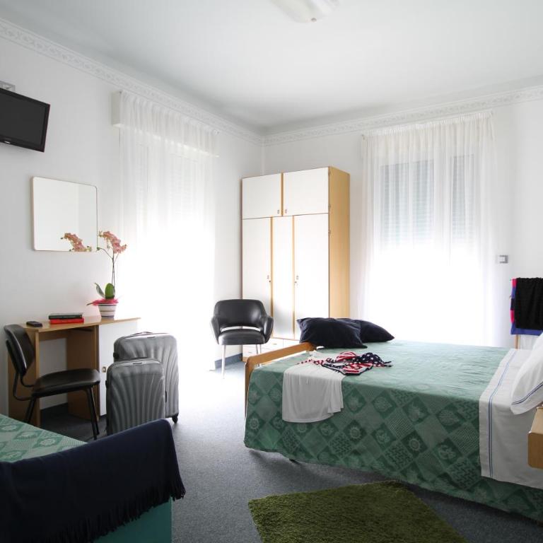 Hotel Capri - Camera Familiare - 1