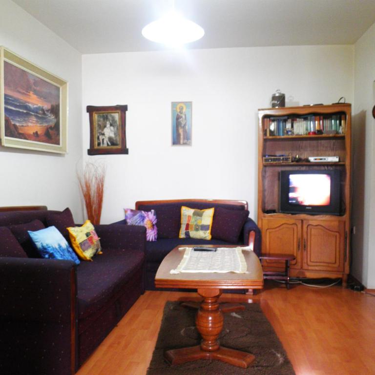GuestHouse Zabljak - Two-Bedroom Apartment - 3