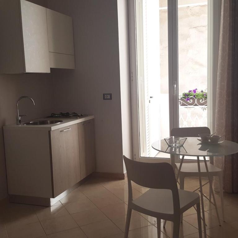 Matera Guest House - Camera Matrimoniale Deluxe con Balcone - 15