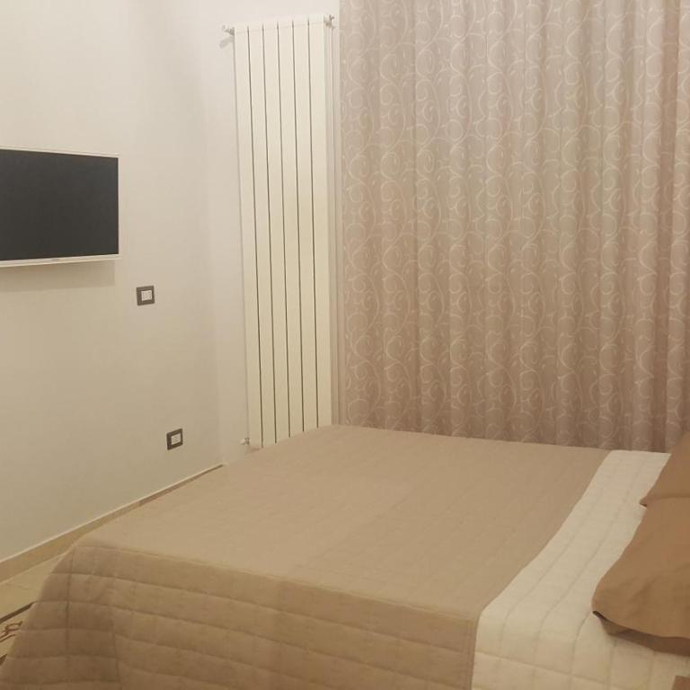Matera Guest House - Camera Matrimoniale Deluxe con Balcone - 21