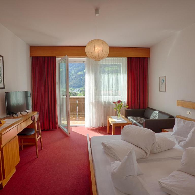 Hotel Weingarten - Camera Matrimoniale Classic con Balcone - 4