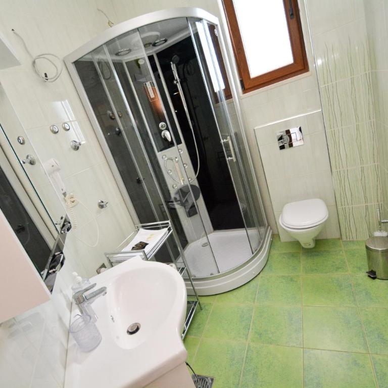 Bocche di Cattaro Apartments - One-Bedroom Apartment with Terrace and Sea View - 35