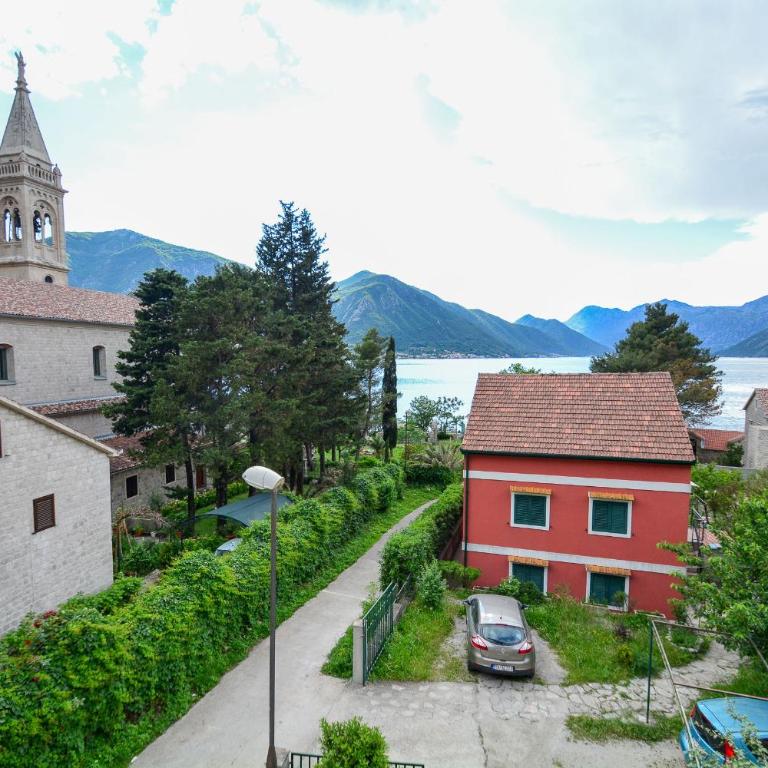 Bocche di Cattaro Apartments - One-Bedroom Apartment with Terrace and Sea View - 36