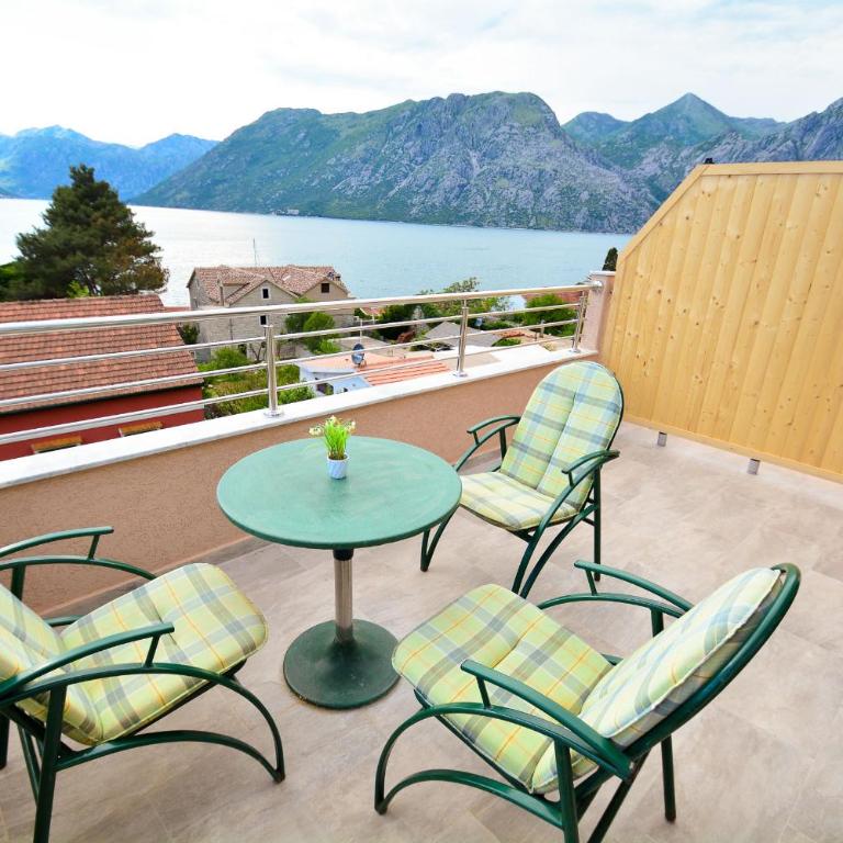 Bocche di Cattaro Apartments - One-Bedroom Apartment with Terrace and Sea View - 21