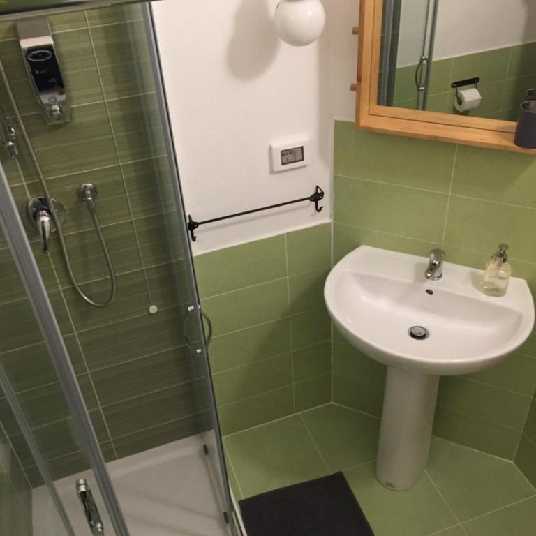 Retrò B&B - Camera Matrimoniale con Bagno Privato Esterno - 13