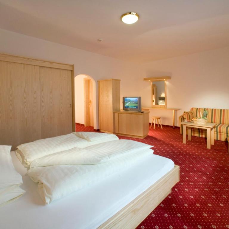 Superior Hotel Persal - Suite mit Balkon und Bergblick - 3
