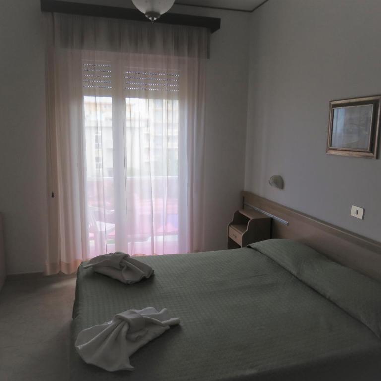 Hotel Cliff - Camera Matrimoniale con Balcone - 1