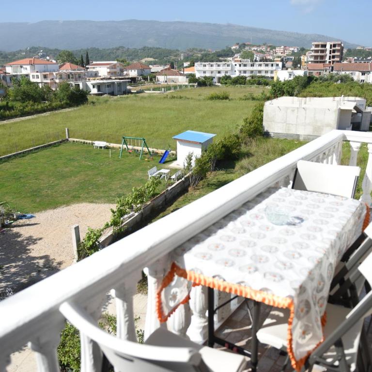 Apartments Cota Guesthouse - One-Bedroom Apartment - 14