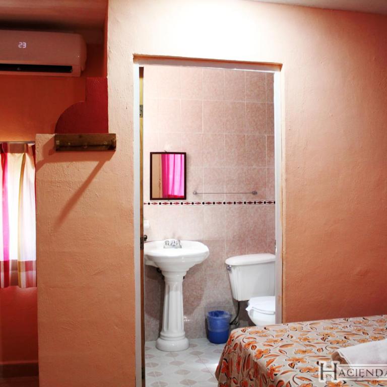 Hotel Hacienda Cortes - Twin Room - 5