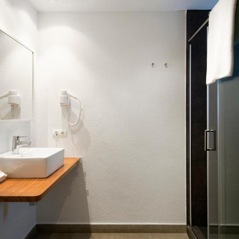 Horta d'en Rahola - Adults Only - Habitación Doble con balcón - 8
