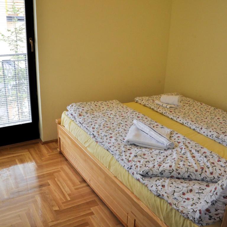 Apartmani Vidic - Apartment with Balcony - 4