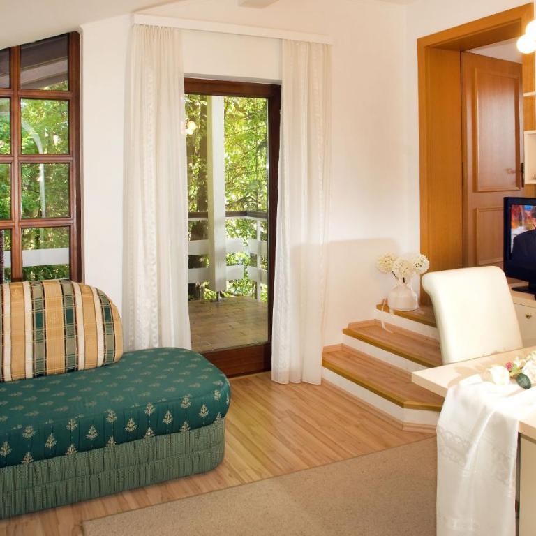 Hotel Garni ELISABETH - Apartment mit 1 Schlafzimmer und Balkon - 11
