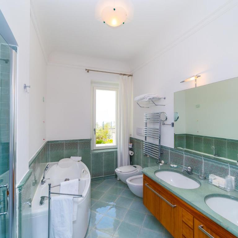 Villa Eliana - Suite Deluxe con Vista Mare - 9