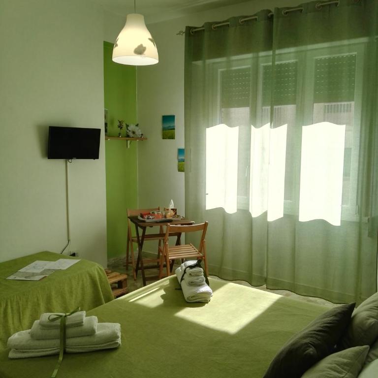 La Finestra Sul Mondo B&B - Camera Tripla con Bagno Privato Esterno - 5