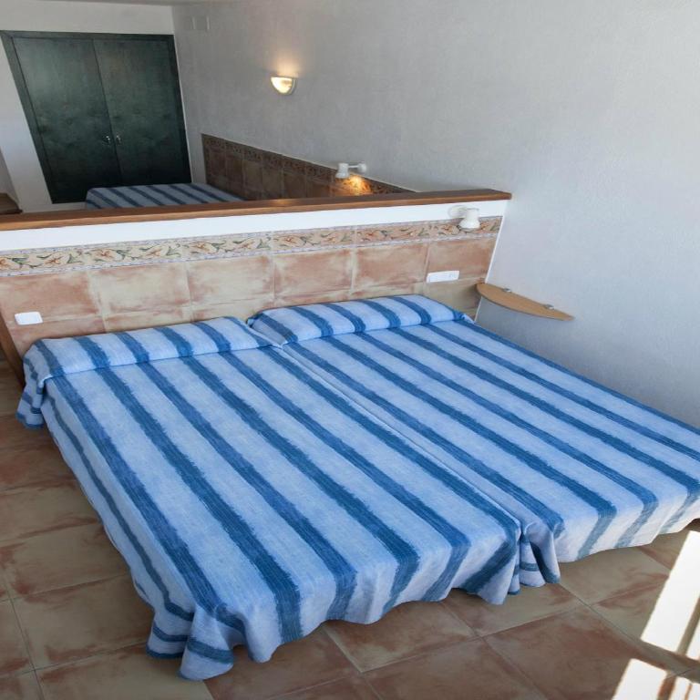 Apartaments El Berganti en Canyelles Petites - Apartamento - 1
