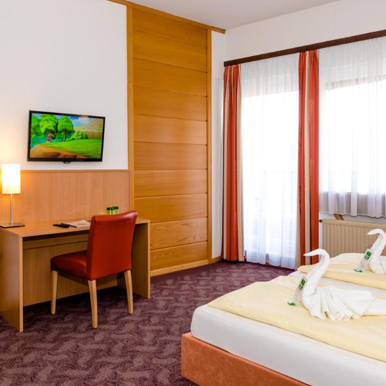 Stadthotel Schwerterbräu - Doppelzimmer mit Terrasse - 6