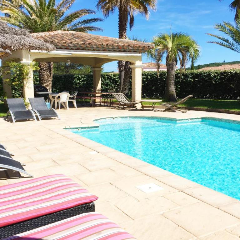 Luxueuse Villa Récente à Saint Raphaël de Plain Pied - Villa con piscina privada - 2