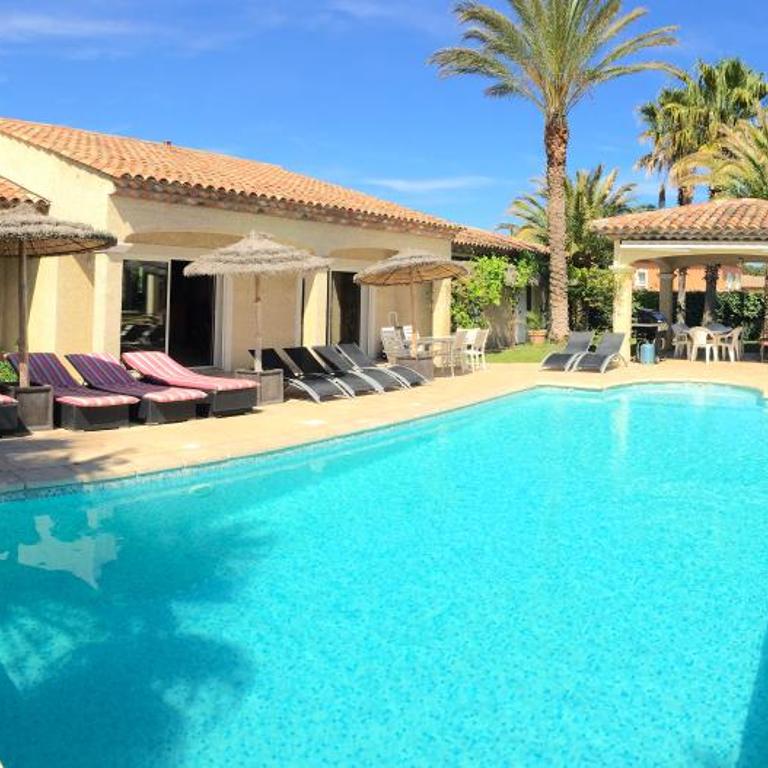 Luxueuse Villa Récente à Saint Raphaël de Plain Pied - Villa con piscina privada - 1