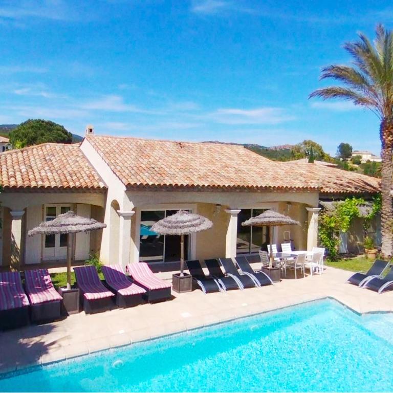 Luxueuse Villa Récente à Saint Raphaël de Plain Pied - Villa con piscina privada - 3