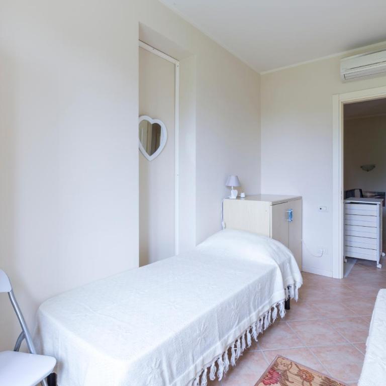 Villetta Nico Sirmione - Three-Bedroom House - 23