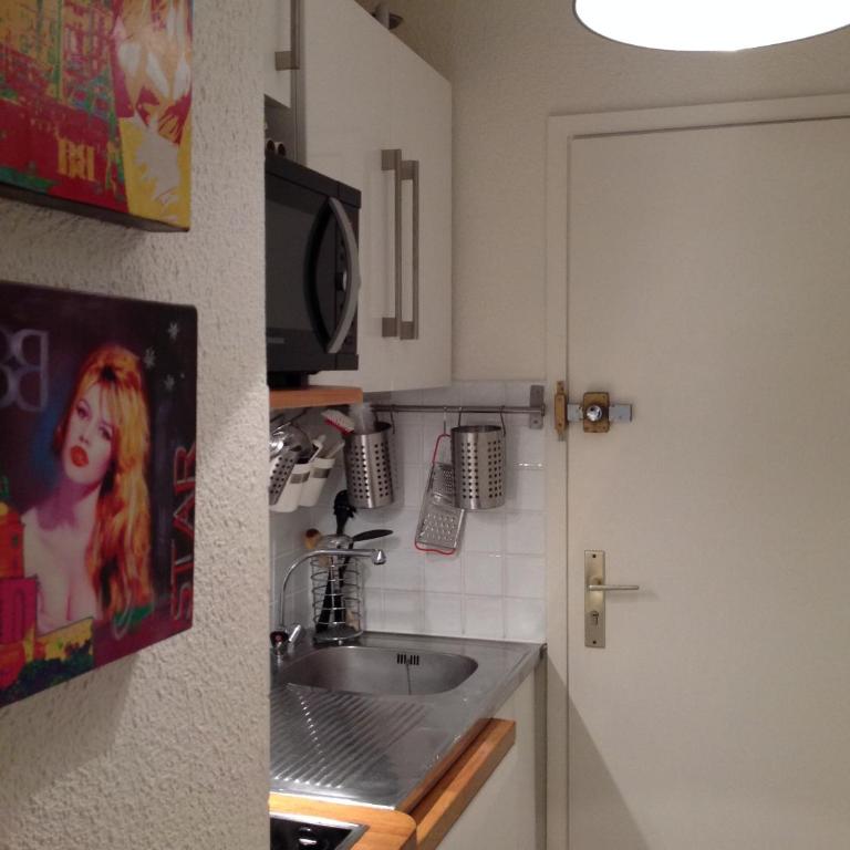 BRIGITTE Studio centre Saint Tropez parking piscine wifi vue mer - Studio-Apartment mit Meerblick - 30