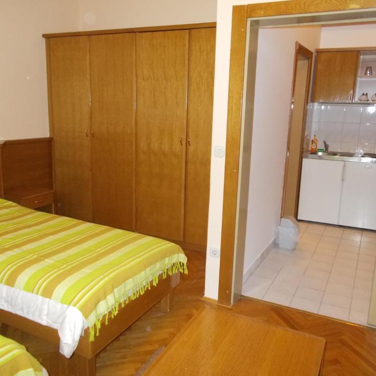 Studio Apartments "Chess Club Bosna" - Studio s Pogledom na Vrt - 20