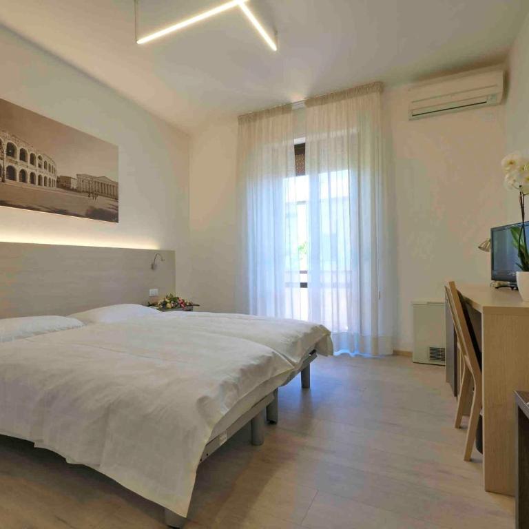 Hotel Gelmini - Camera Matrimoniale/Doppia con Letti Singoli - 1