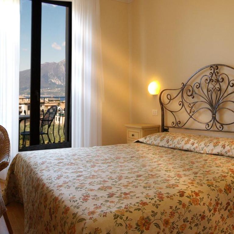 Hotel Belvedere - Camera Matrimoniale/Doppia con Letti Singoli con Vista Lago. - 1