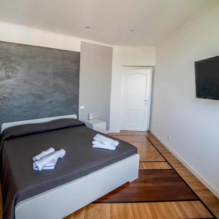 Guest House Vignola - Chambre Triple avec Salle de Bains Privative Séparée - 12