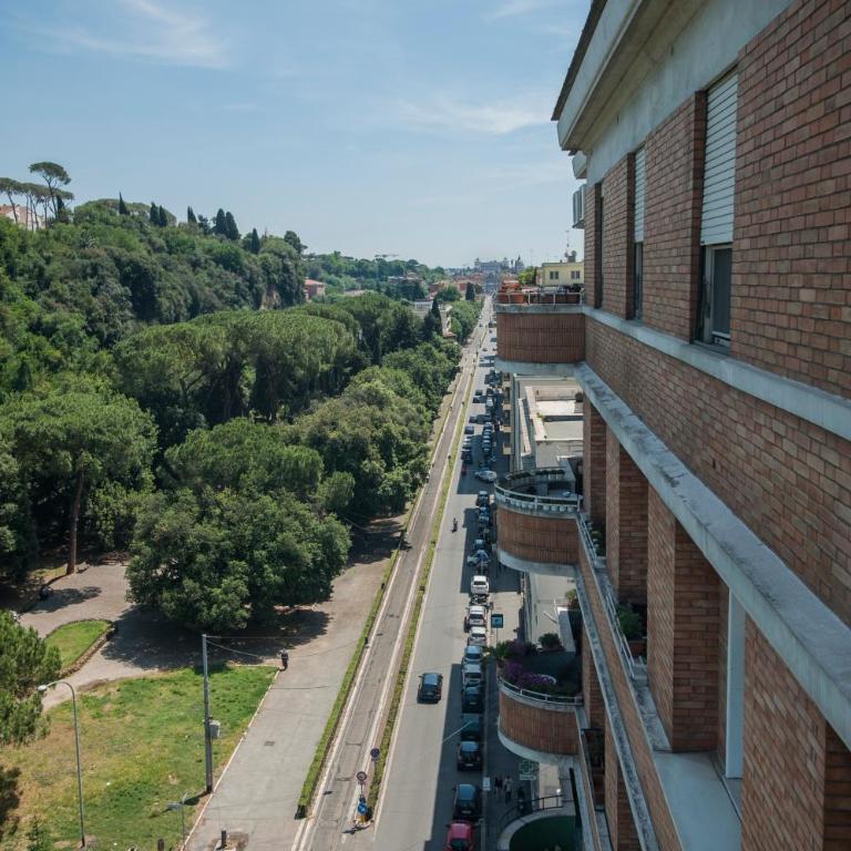 Guest House Vignola - Chambre Double avec Salle de Bains Privative - 9