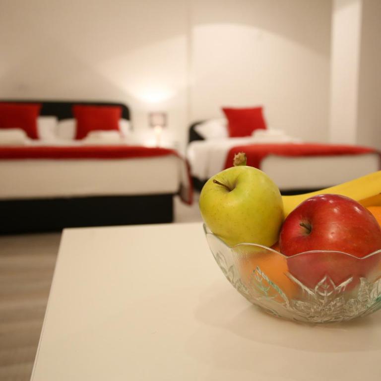 Central Located Guest House - Triple Room with Private Bathroom - 20