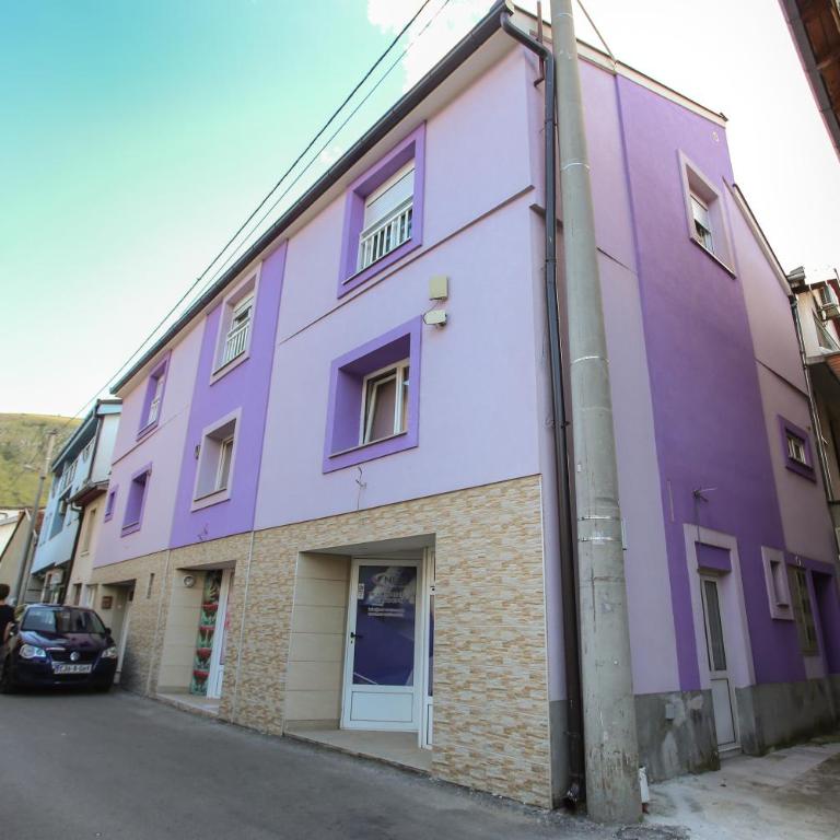 Central Located Guest House - Standard Apartment - 24