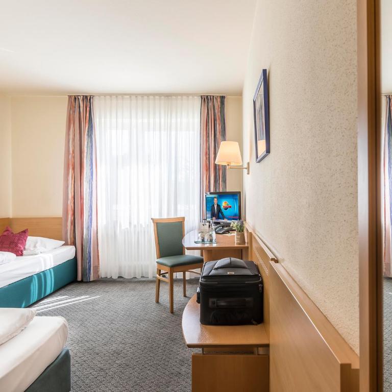 Hotel Am Moosfeld - Classic Zweibettzimmer - 2