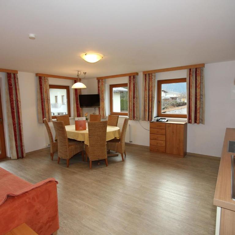 Stylish Flats in Uderns near Ski Lifts - Apartment mit 2 Schlafzimmern - 2