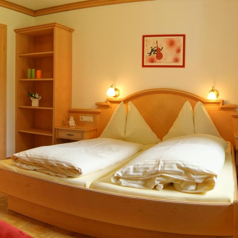 Haus Dachstein - Three-Bedroom Apartment - 8