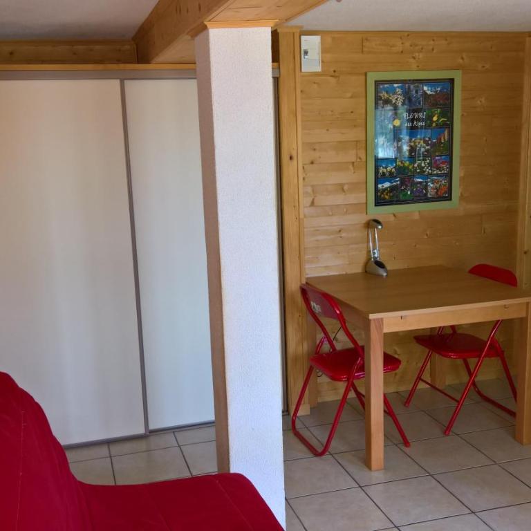 Gîtes Le Panorama - Studio avec Vue sur Lac - 6