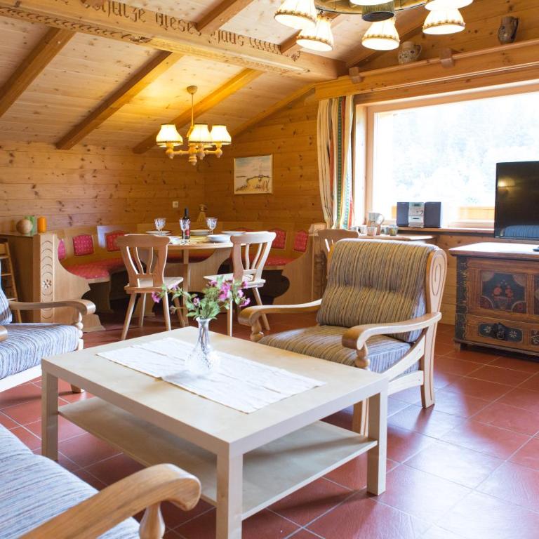 Haus Dachstein - Three-Bedroom Apartment - 1