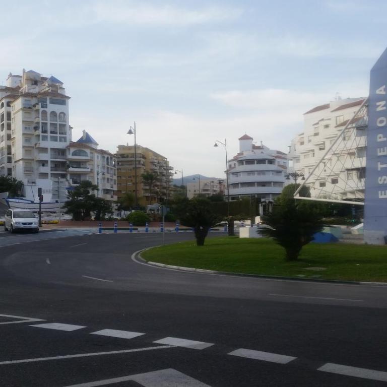 Puerto Deportivo Estepona - Apartamento con vistas al mar - 55