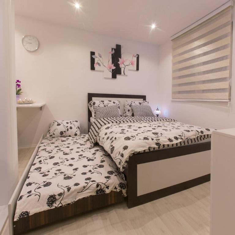 Apartments Aida - One-Bedroom Apartment - 4