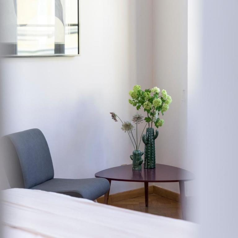 FuordArno Bed & Breakfast - Camera Matrimoniale con Vista Città e Bagno Privato Esterno - 11